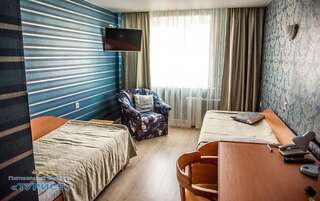 Отель Turist Гродно Улучшенный двухместный номер с 2 отдельными кроватями-1